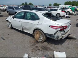 
										2020 Toyota Camry full									