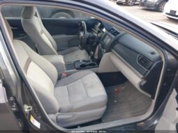 
										2014 Toyota Camry full									