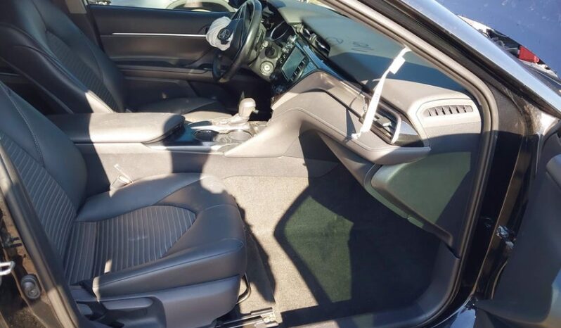 
								2019 Toyota Camry full									