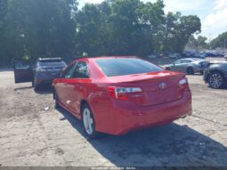 
										2014 Toyota Camry full									