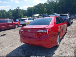 
										2014 Toyota Camry full									