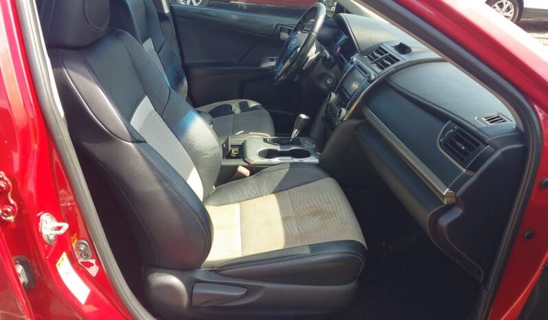 
								2014 Toyota Camry full									