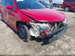 
										2014 Toyota Camry full									