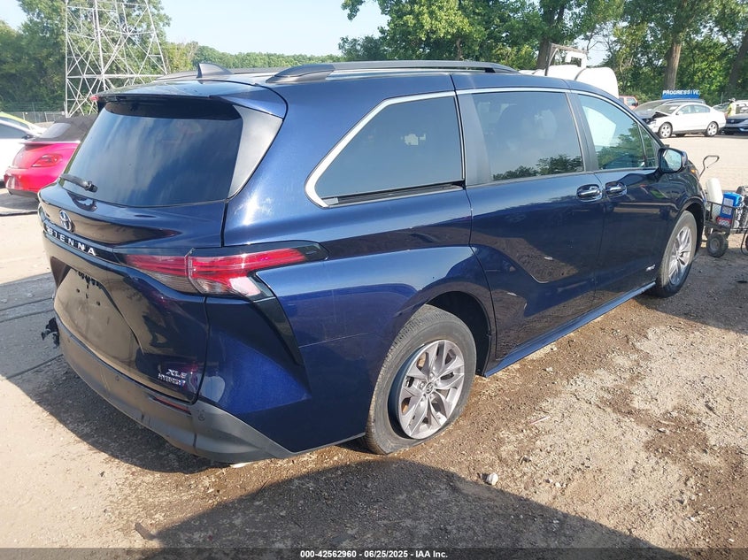2021 Toyota Sienna