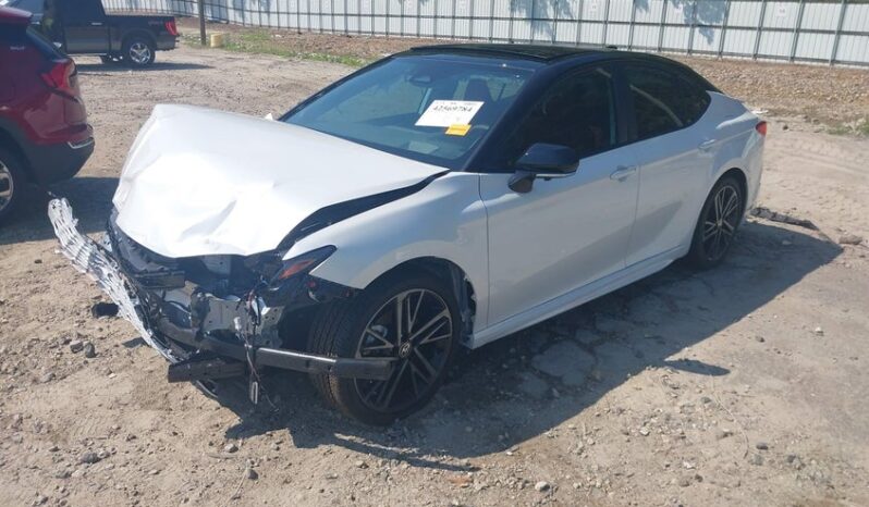 
								2025 Toyota Camry full									