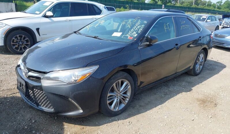 
								2015 Toyota Camry full									