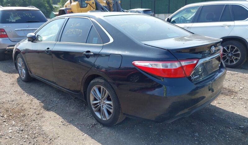 
								2015 Toyota Camry full									