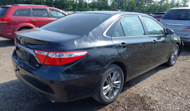 
								2015 Toyota Camry full									