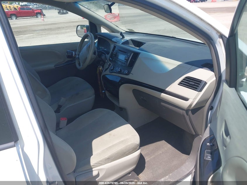 2013 Toyota Sienna