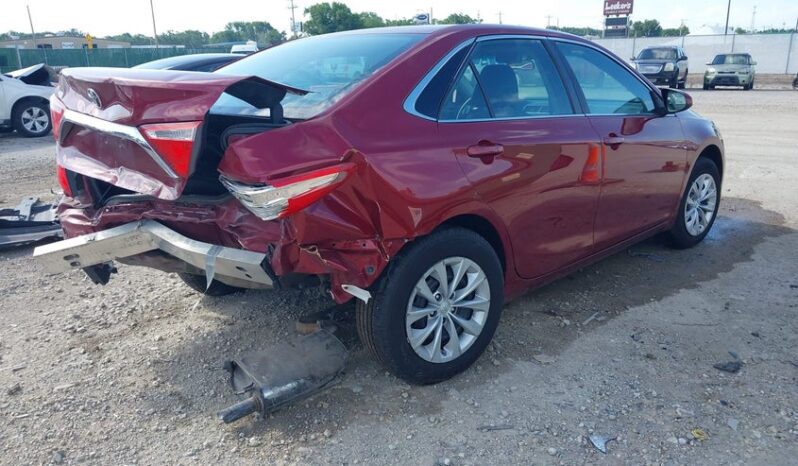 
								2017 Toyota Camry full									