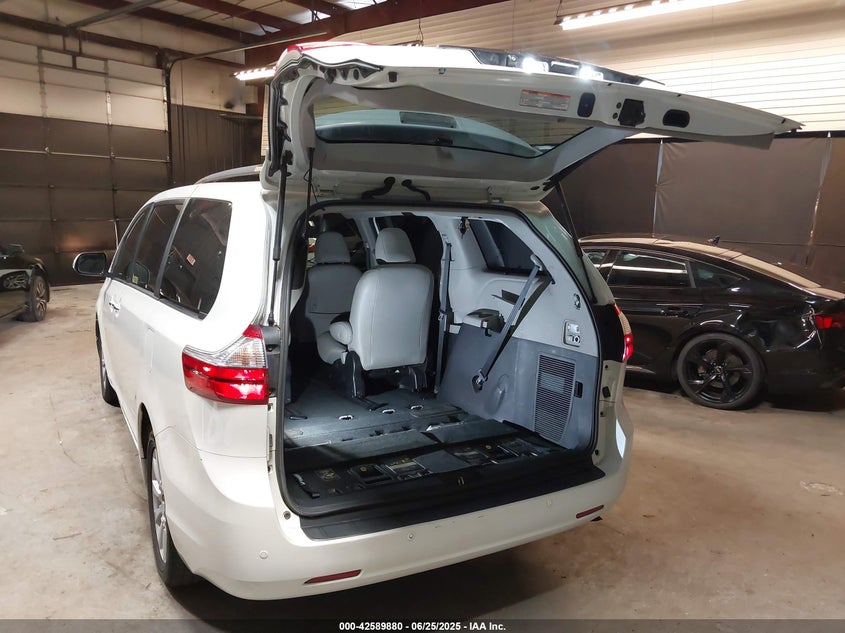 2017 Toyota Sienna