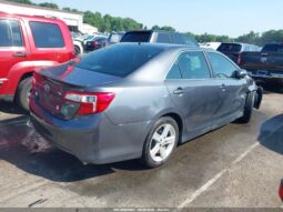 
										2013 Toyota Camry full									