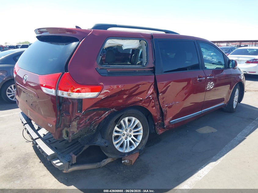 2014 Toyota Sienna