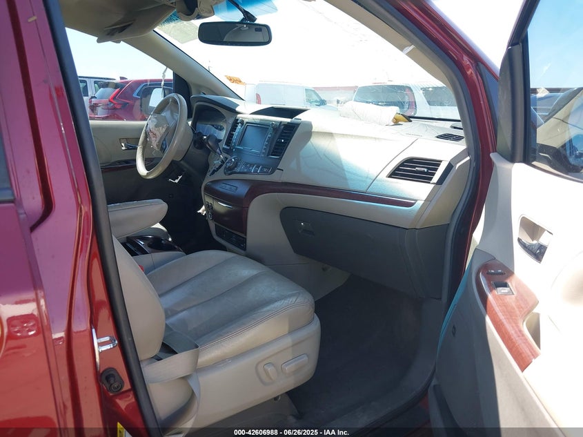2014 Toyota Sienna