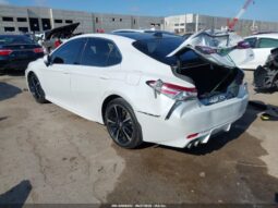 
										2019 Toyota Camry full									