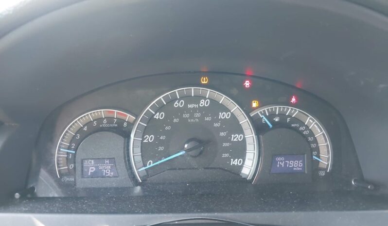 
								2012 Toyota Camry full									