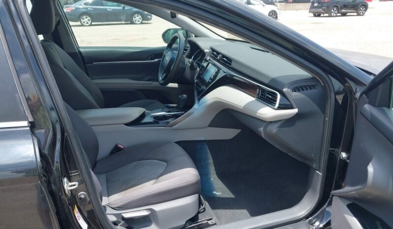 
								2018 Toyota Camry full									