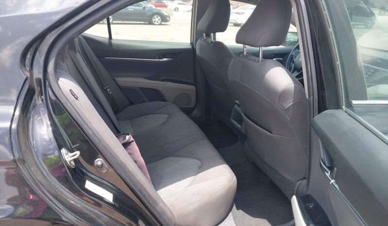 
								2018 Toyota Camry full									