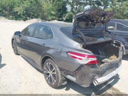 
										2020 Toyota Camry full									