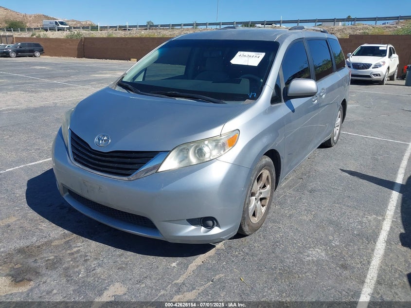 2014 Toyota Sienna