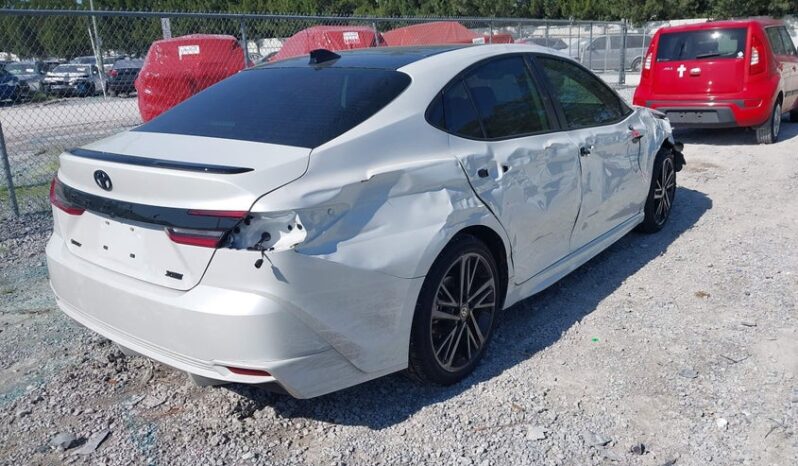 
								2025 Toyota Camry full									