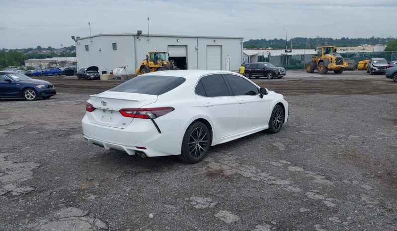 
								2021 Toyota Camry full									