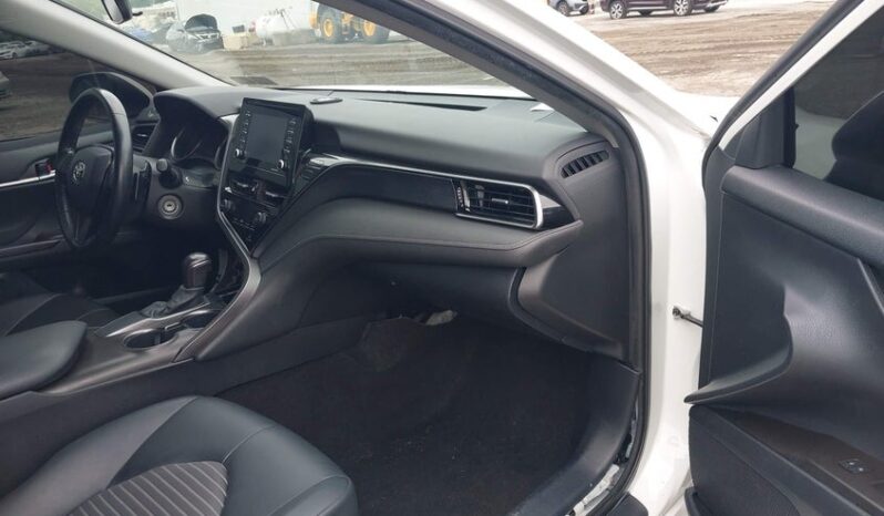 
								2021 Toyota Camry full									