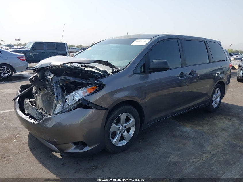 2013 Toyota Sienna