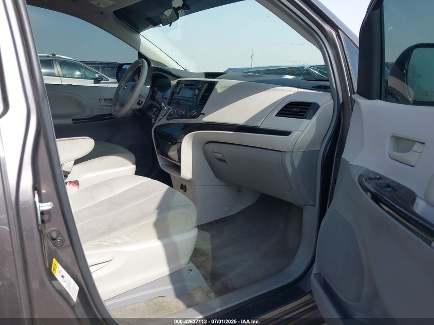 2013 Toyota Sienna