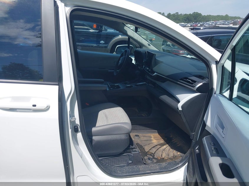 2025 Toyota Sienna