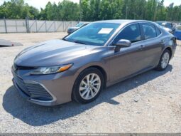 
										2021 Toyota Camry full									
