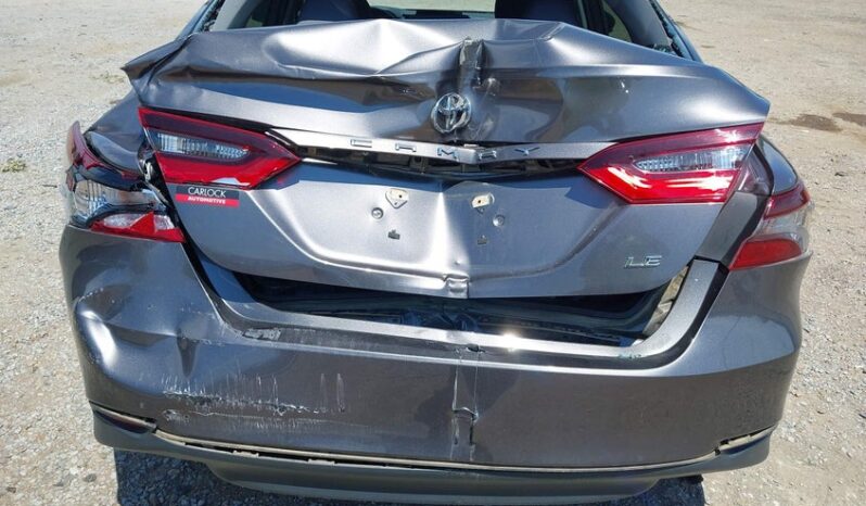 
								2021 Toyota Camry full									