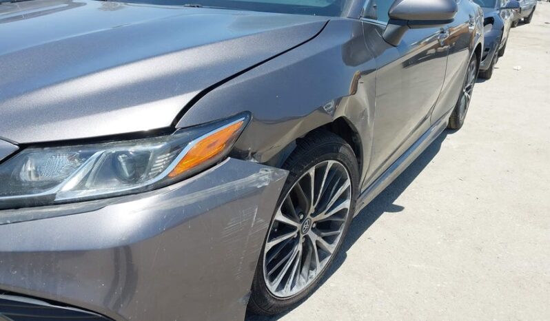 
								2019 Toyota Camry full									