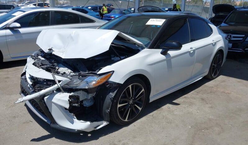 
								2019 Toyota Camry full									