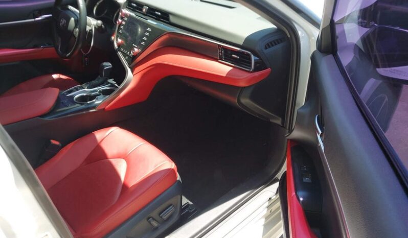 
								2019 Toyota Camry full									