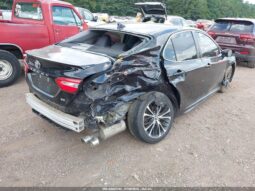 
										2020 Toyota Camry full									