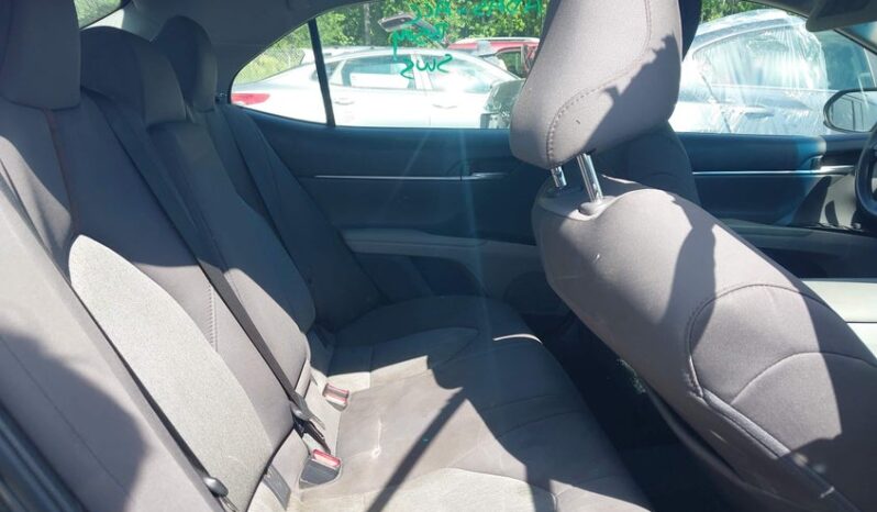 
								2018 Toyota Camry full									