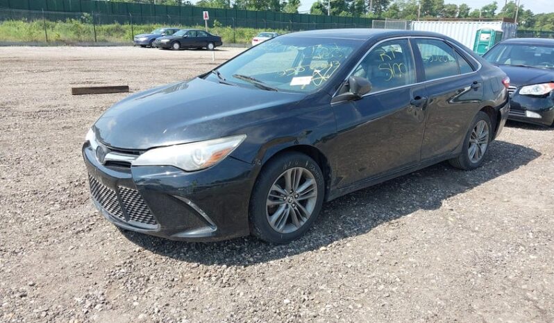 
								2015 Toyota Camry full									