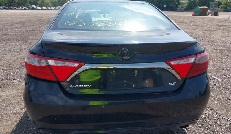 
								2015 Toyota Camry full									