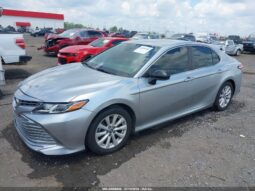 
										2018 Toyota Camry full									