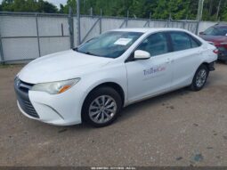 
										2016 Toyota Camry full									
