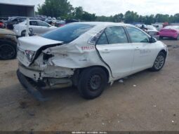 
										2016 Toyota Camry full									