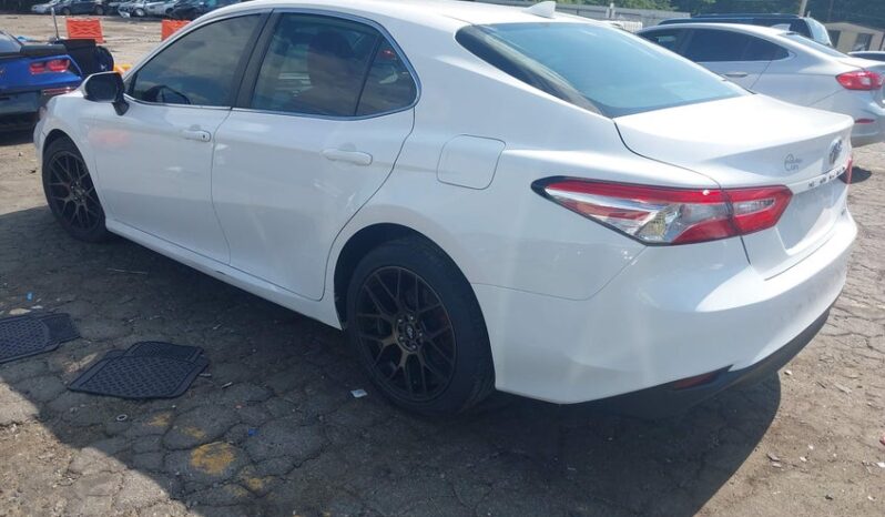 
								2019 Toyota Camry full									