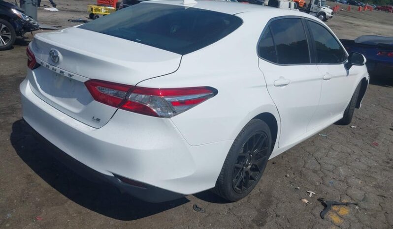 
								2019 Toyota Camry full									