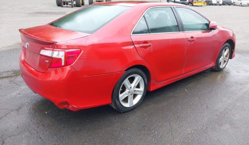 
								2012 Toyota Camry full									