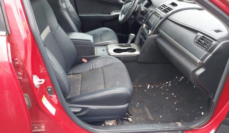 
								2012 Toyota Camry full									