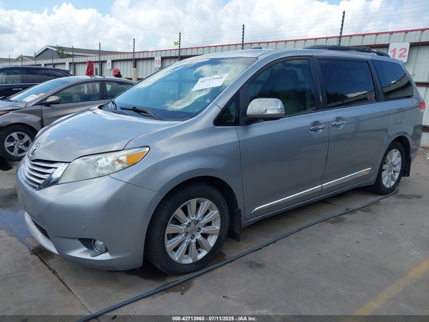 2013 Toyota Sienna