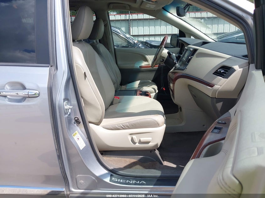 2013 Toyota Sienna
