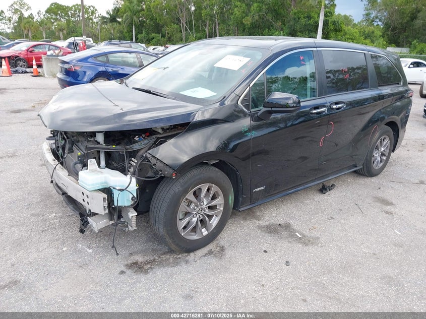 2021 Toyota Sienna