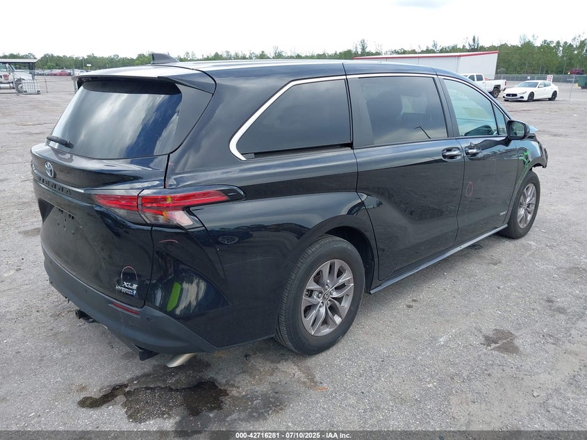 2021 Toyota Sienna